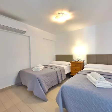 Skol 206 Marbella Apartment Exterior photo